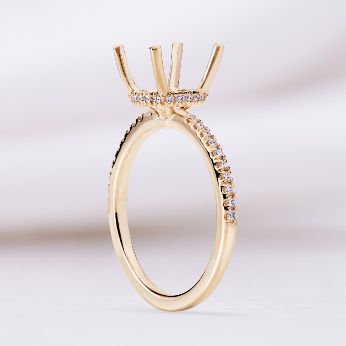 Gold and diamond ring design